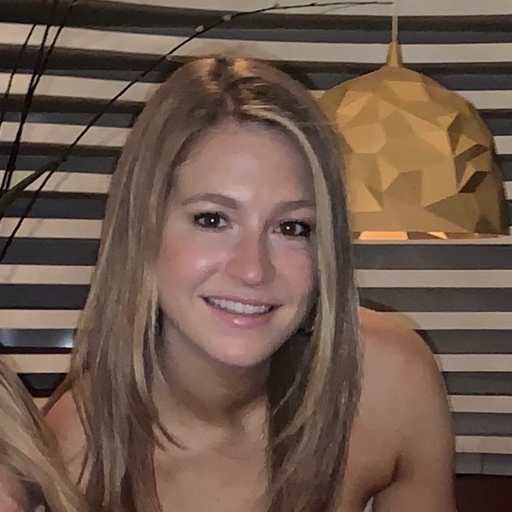 Meet your Posher, Jacqueline